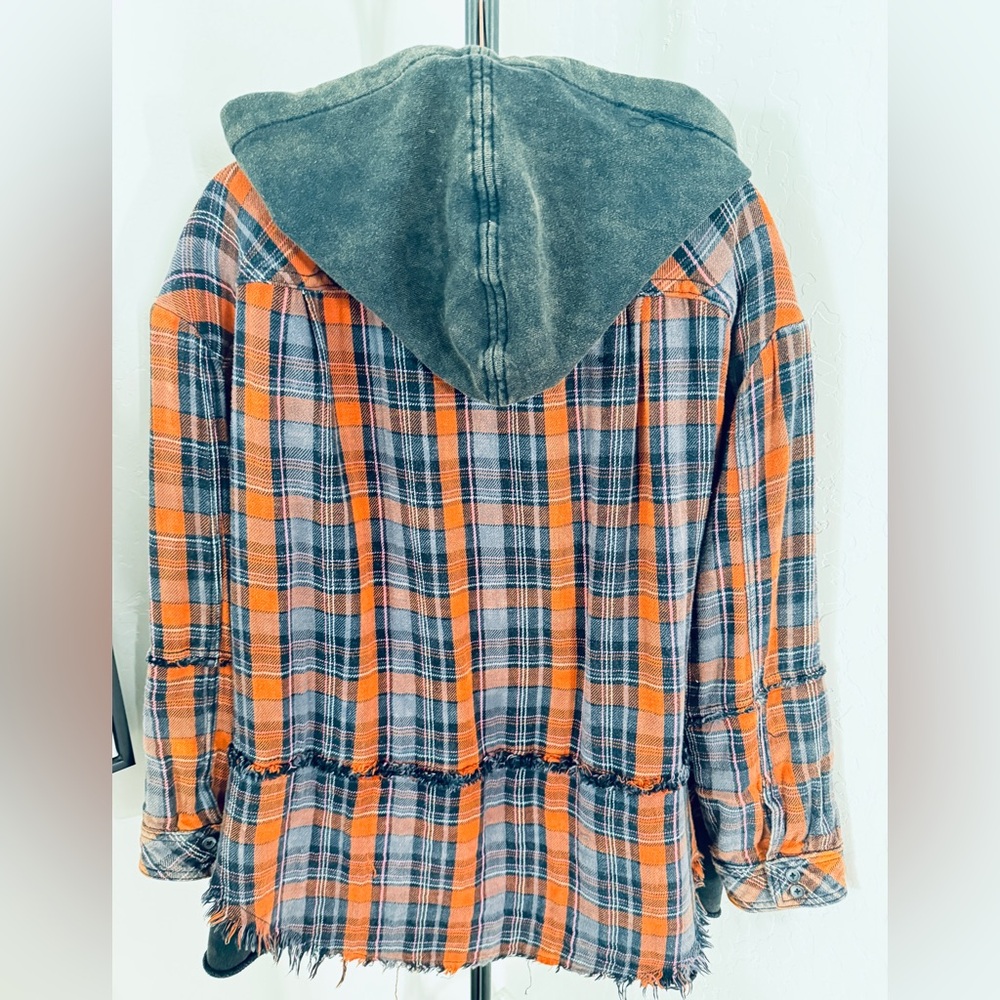 We the Free Calico Basin Plaid Flannel Hooded size  S - Picture 10 of 13